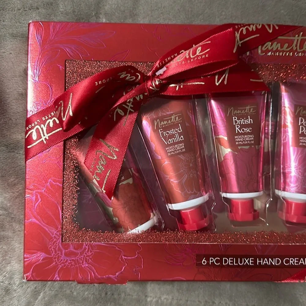 nanette lepore 6 pc Deluxe Hand Cream Collection Gift Pack for Her